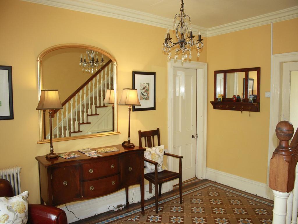 مبيت وإفطار Winfrith Newburgh Cheriton House المظهر الخارجي الصورة